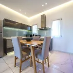 Apartman Elysian *