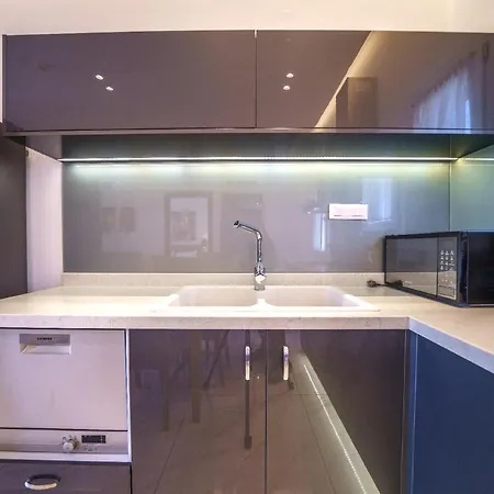Elysian Apartment *