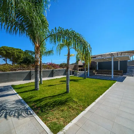 Elysian Apartment Limenas Chersonisou