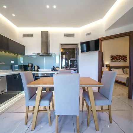 Elysian Apartment Hersonissos (Crete)