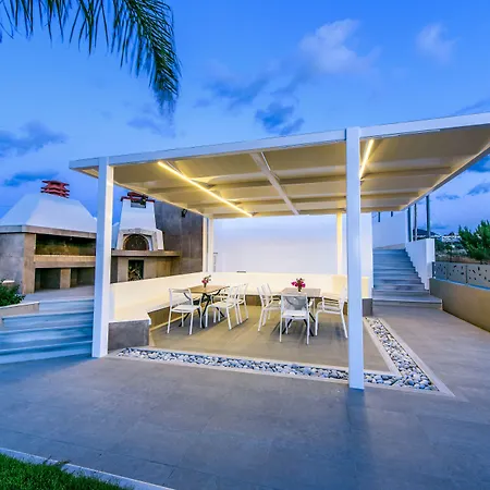 Elysian Apartment Hersonissos (Crete)