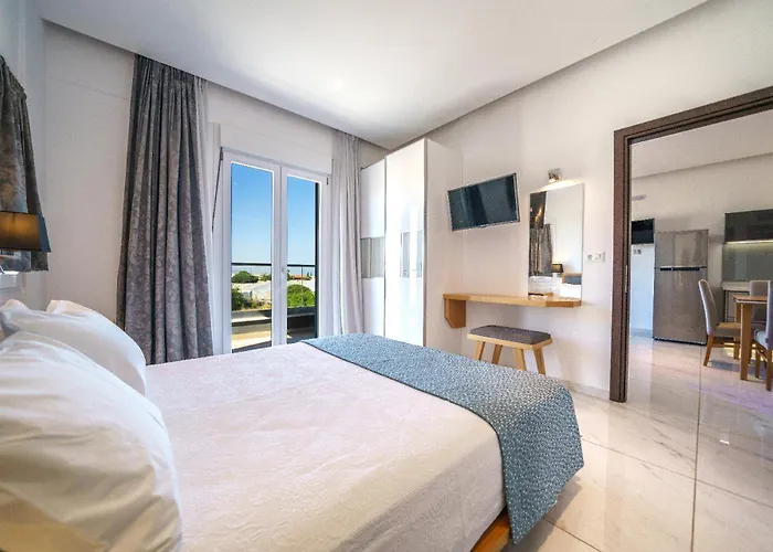 Elysian Limenas Chersonisou